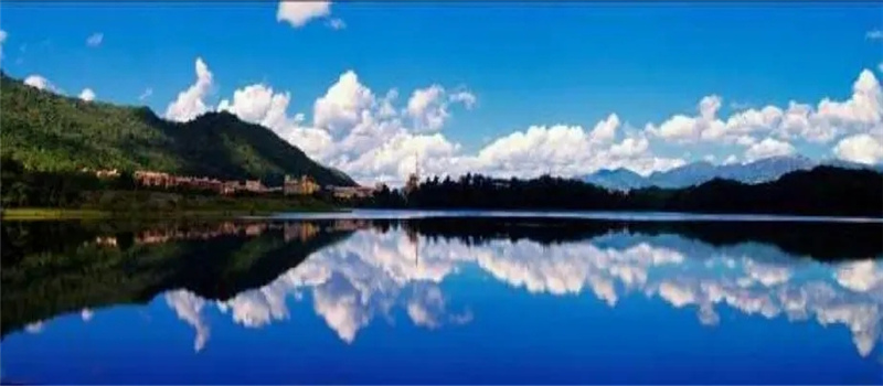 凱邦亞湖  擁有“小千島湖”之稱，一個(gè)如蓬萊仙境般的湖泊