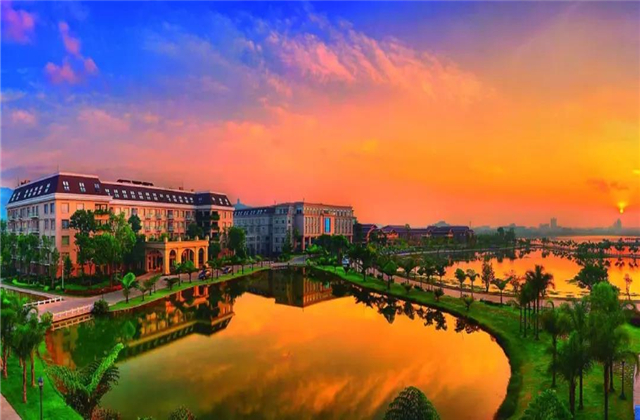 云南傳媒公司：這個(gè)城市與佛同名，被譽(yù)為“東方摩洛哥”