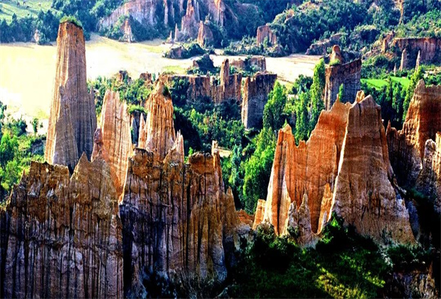 楚雄定制旅游 云南省楚雄市入選“2022中國(guó)西部百?gòu)?qiáng)縣市”